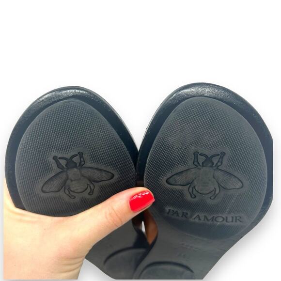 Gucci GG Marmont Thong Flat Leather Sandals Black Cognac Brown 36.5 Women’s - Picture 12 of 14